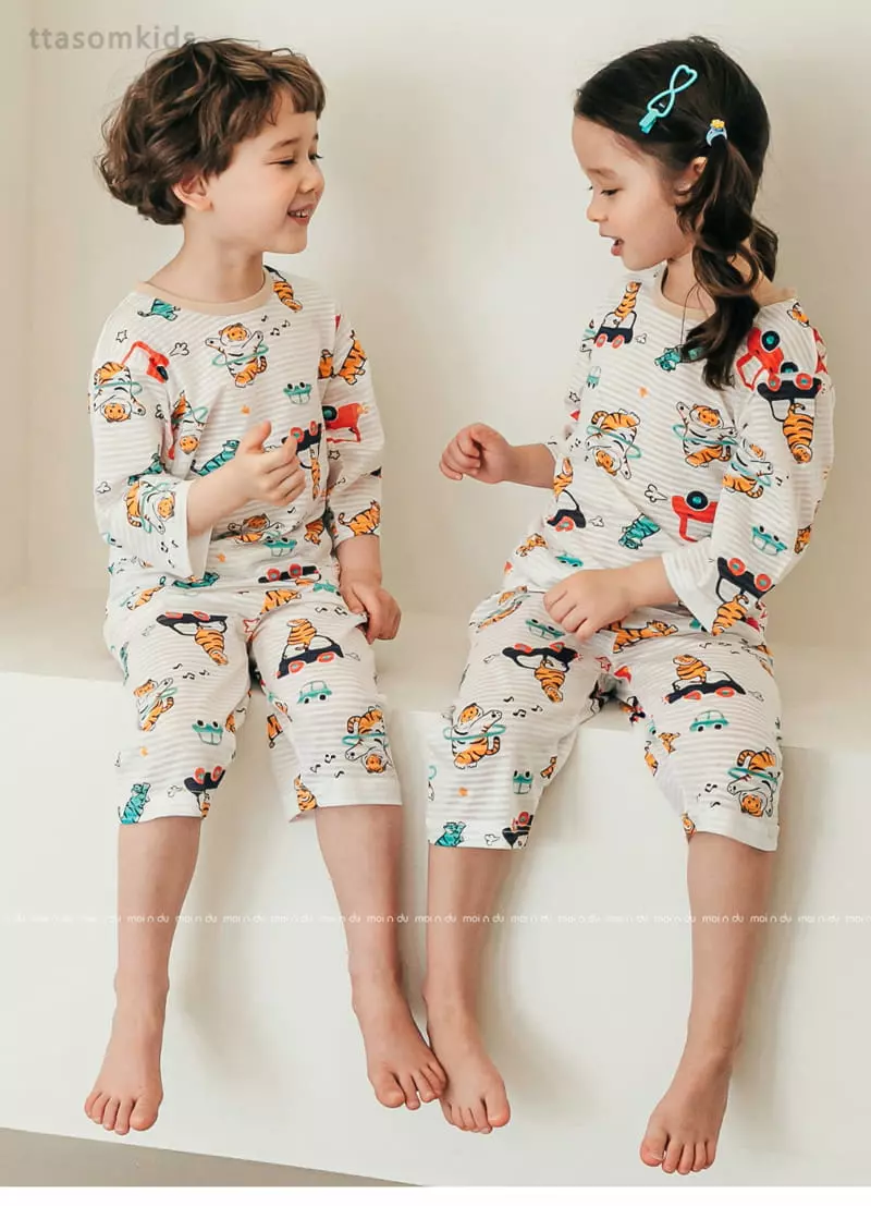 Ttasom - Korean Children Fashion - #minifashionista - Tiger Car Jacquard Capri Easywear - 2