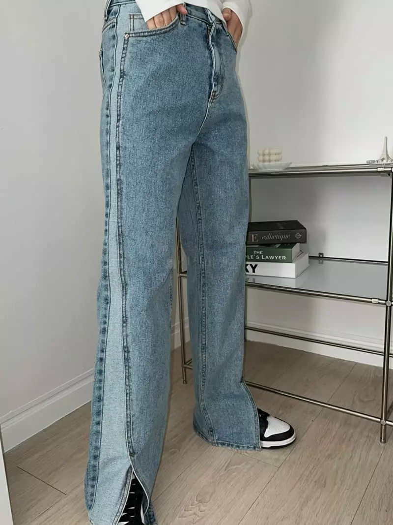 Urbanemood - Korean Women Fashion - #momslook - Slit Jeans - 3