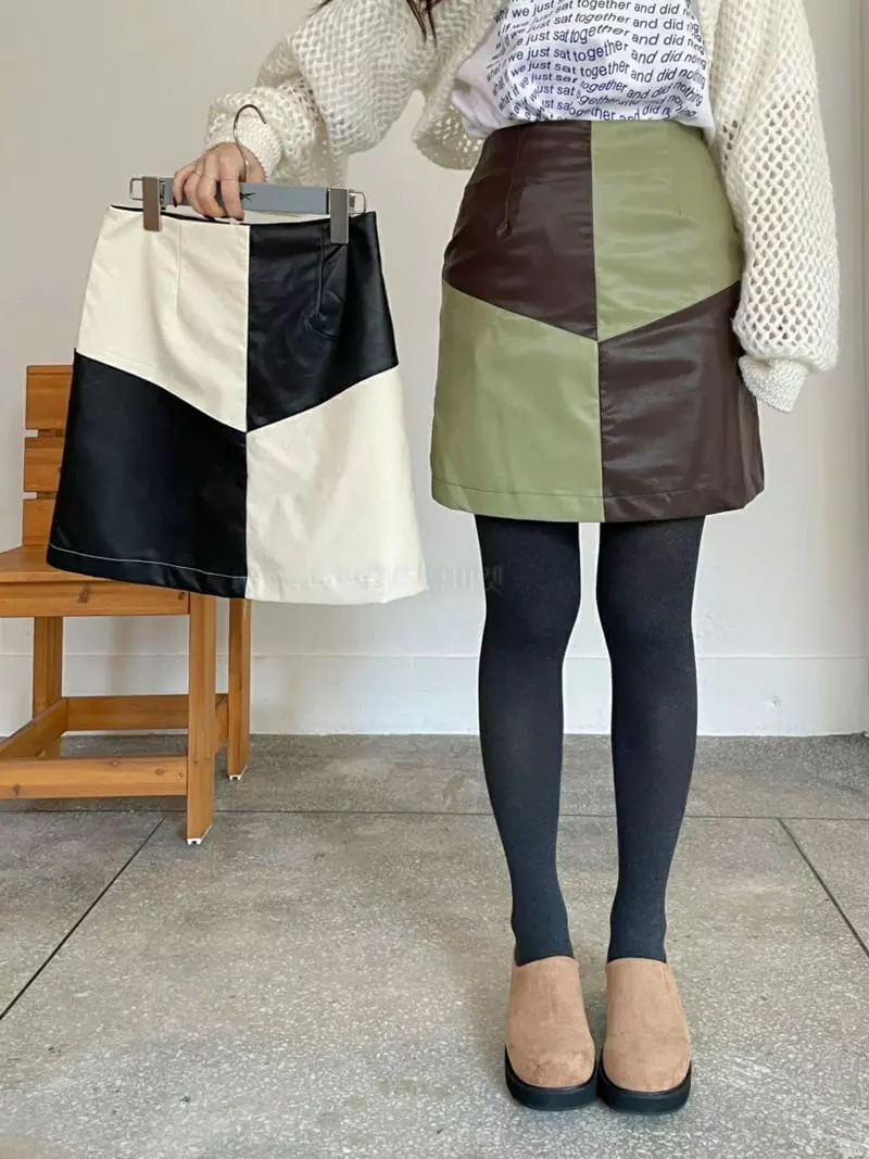 Urbanemood - Korean Women Fashion - #momslook - Cut Leather Skirt - 5