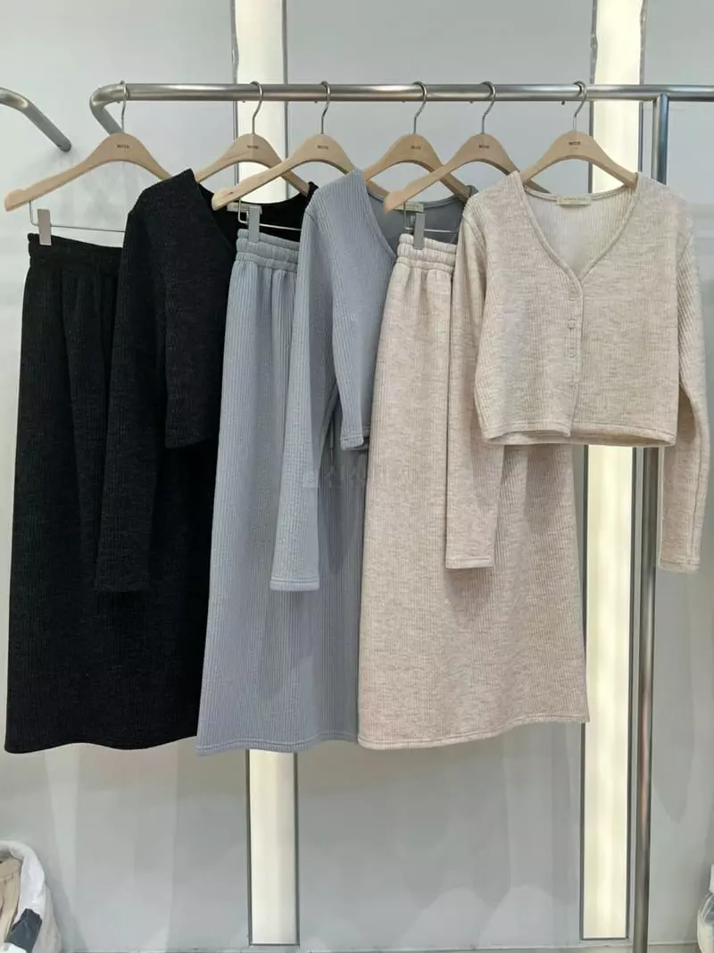Urbanemood - Korean Women Fashion - #momslook - Creamy Top Bottom Set - 5