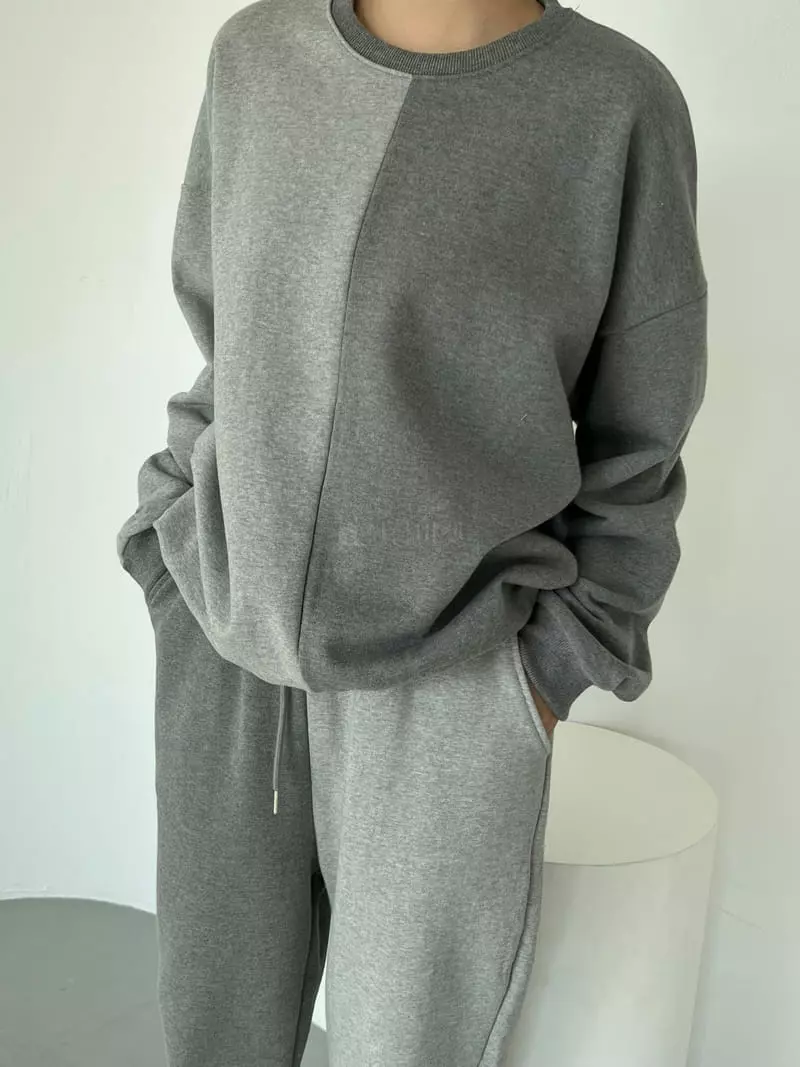 Urbanemood - Korean Women Fashion - #momslook - Tender Color Sweatshirt - 2