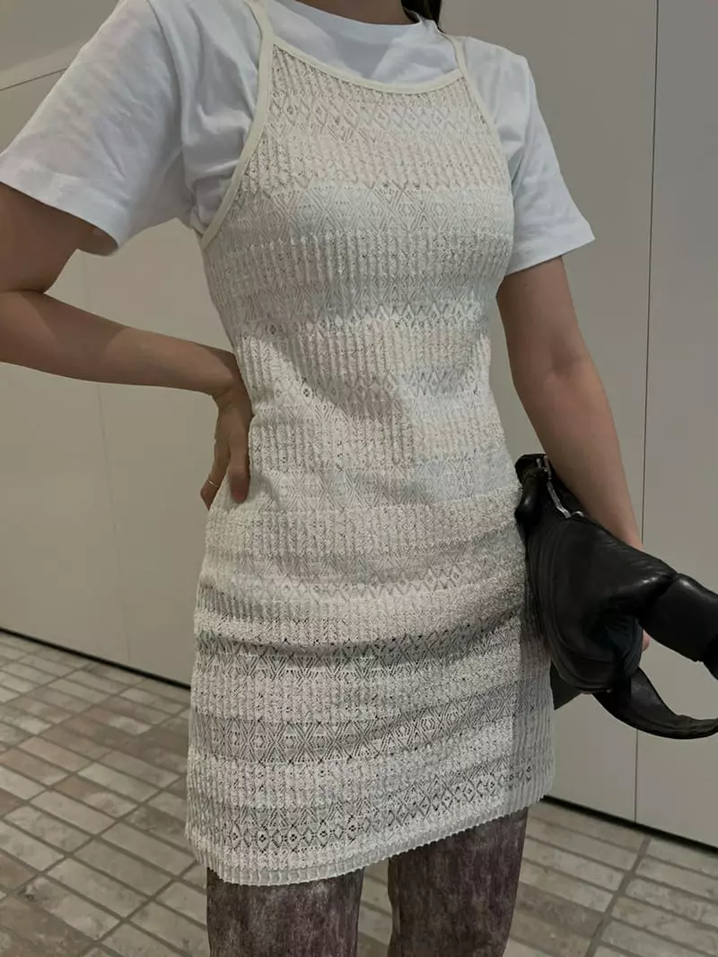 Urbanemood - Korean Women Fashion - #thelittlethings - Lils Sleeveless - 2