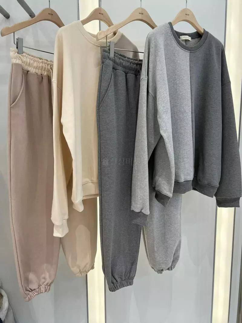 Urbanemood - Korean Women Fashion - #vintageinspired - Tender Color Sweatshirt - 5