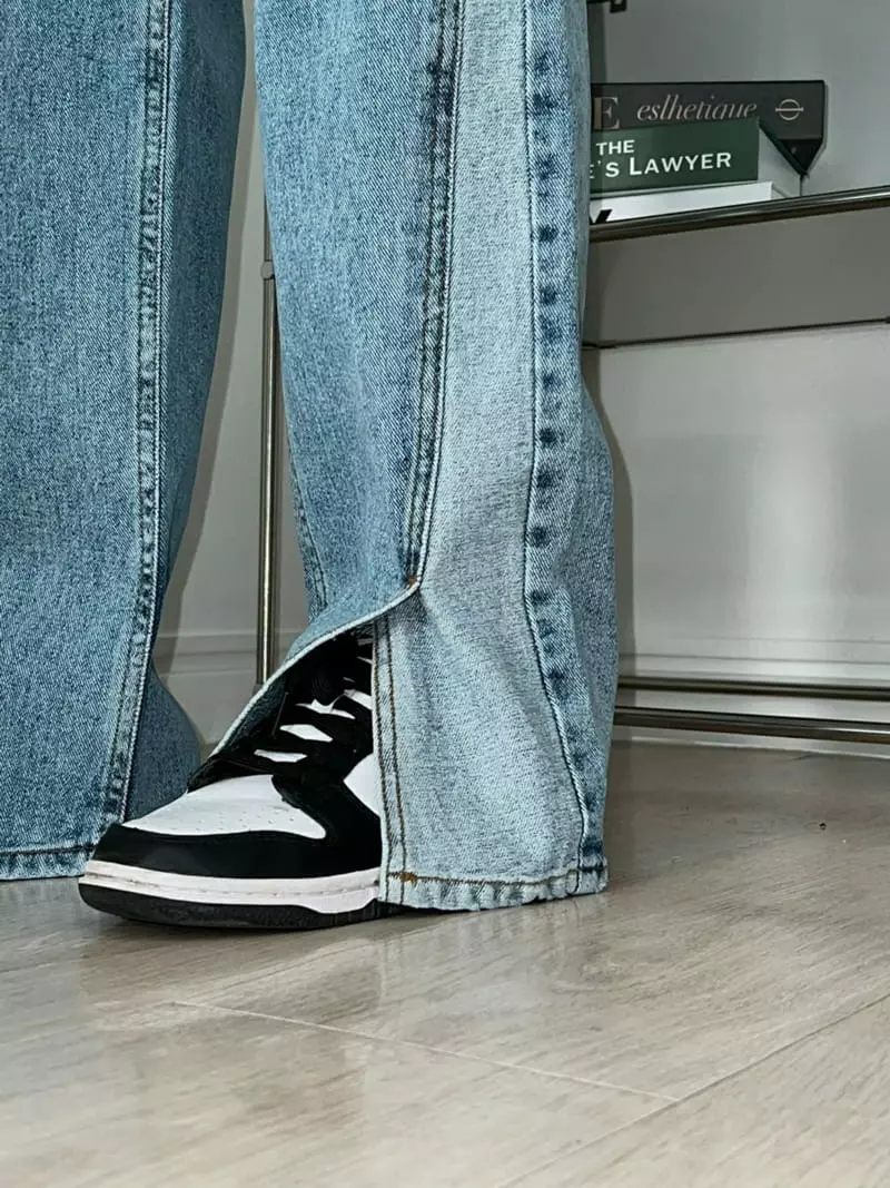 Urbanemood - Korean Women Fashion - #momslook - Slit Jeans - 4