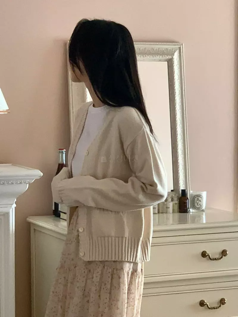 Very - Korean Women Fashion - #momslook - A V Neck Cardigan