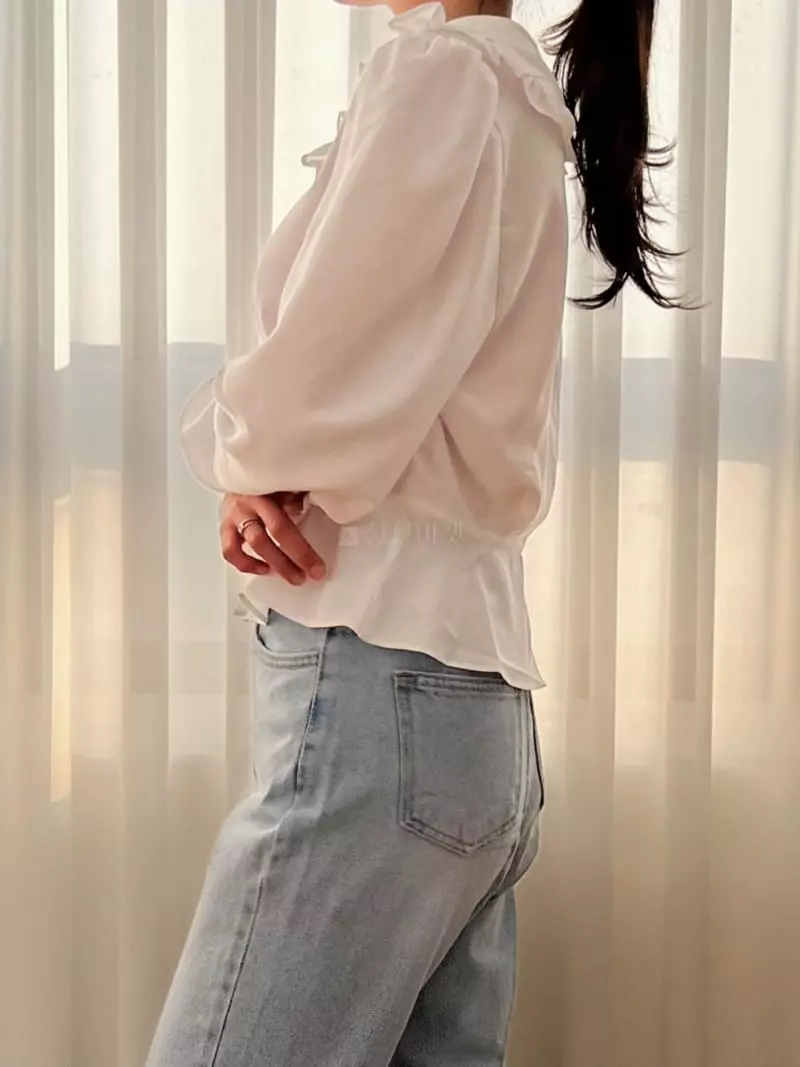 Very - Korean Women Fashion - #momslook - Frill Gold Blouse - 2