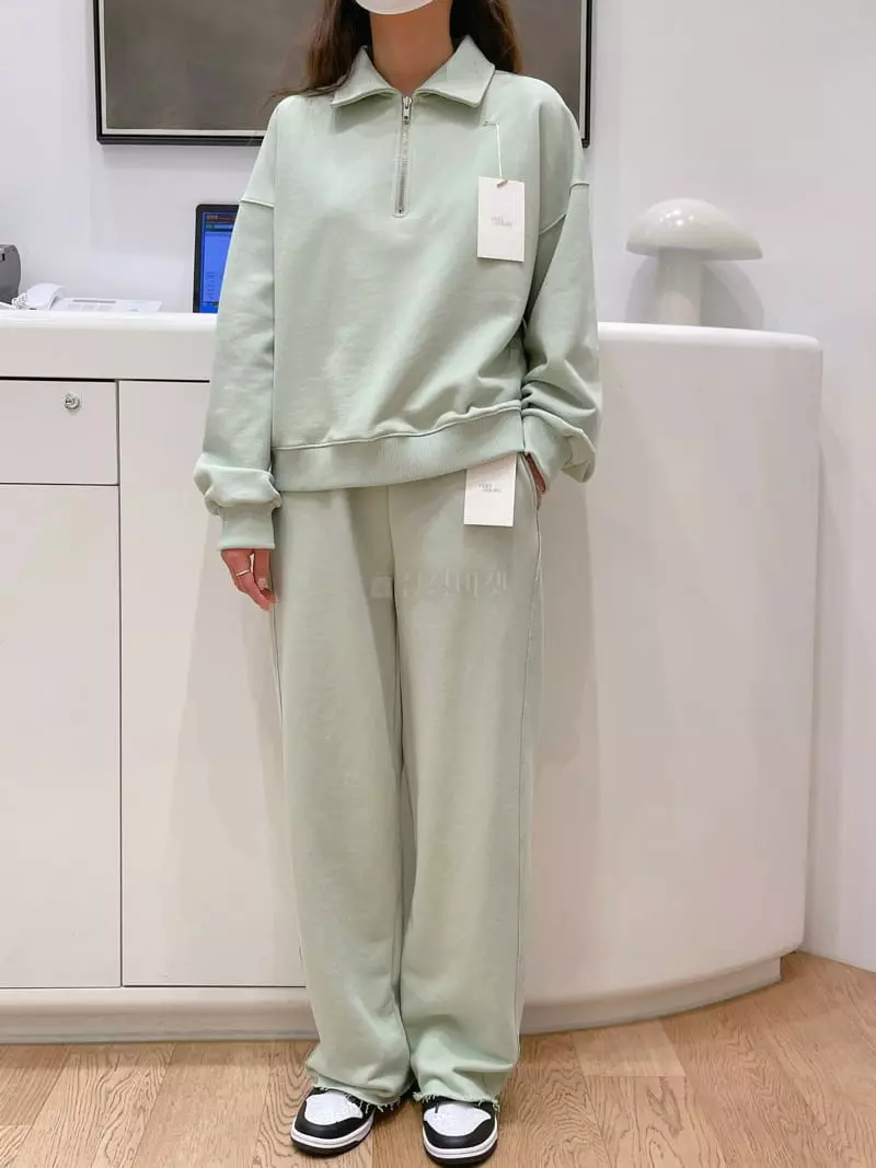 Very - Korean Women Fashion - #momslook - Mango Sweatshirt - 2