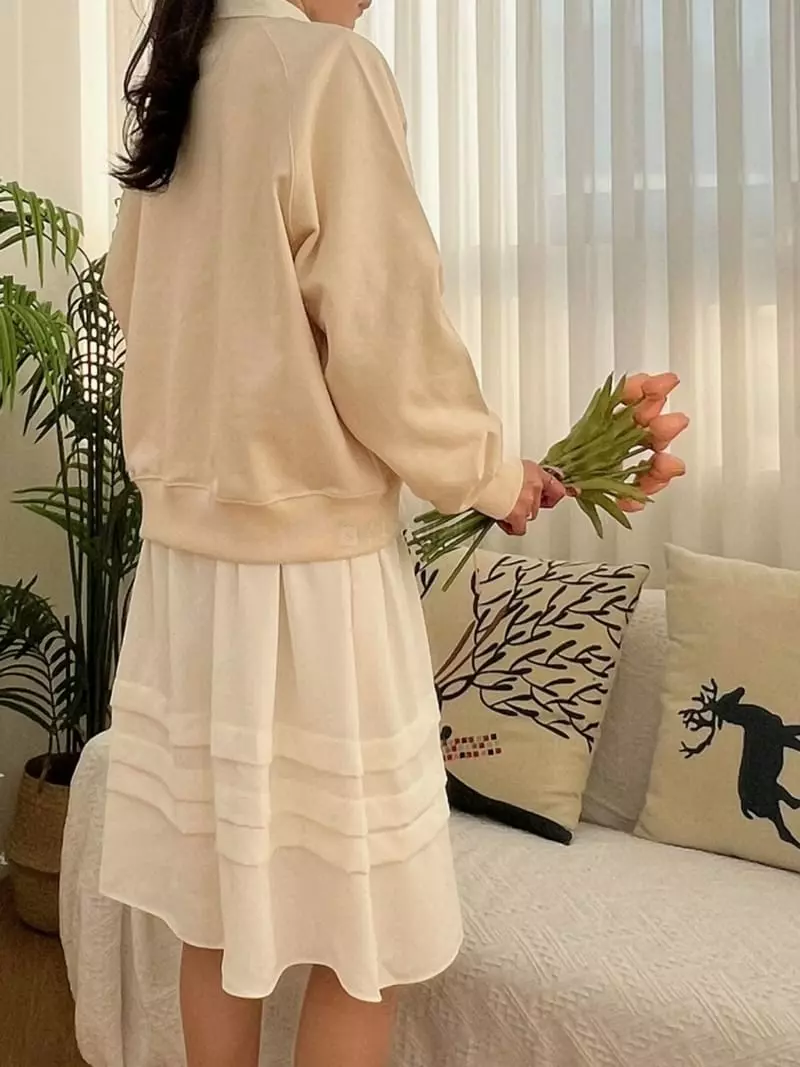 Very - Korean Women Fashion - #thatsdarling - Jurry Raglan Sweatshirt