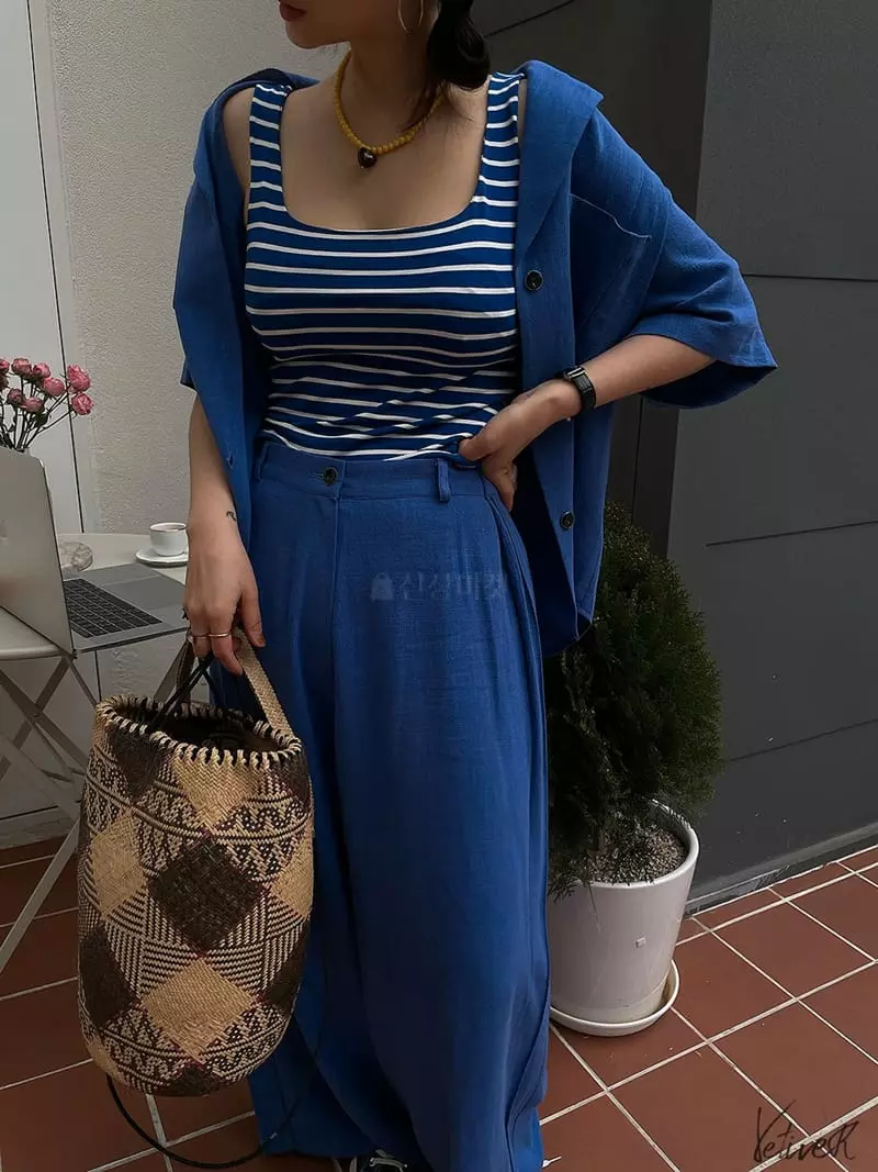 Vetiver - Korean Women Fashion - #momslook - Square Sleeveless 