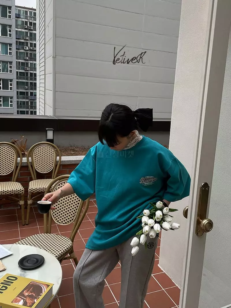 Vetiver - Korean Women Fashion - #restrostyle - Brooklyn Tee - 4