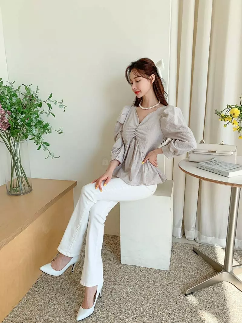 Vincent - Korean Women Fashion - #pursuepretty - Flower Blouse - 2