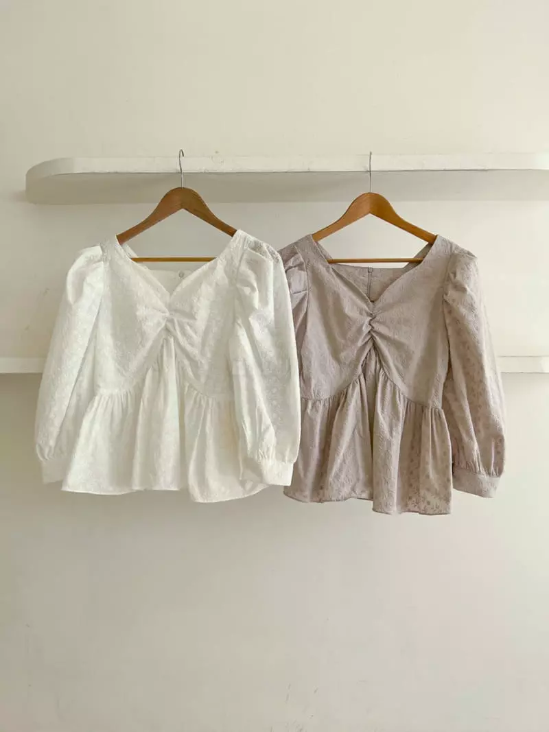 Vincent - Korean Women Fashion - #restrostyle - Flower Blouse - 4