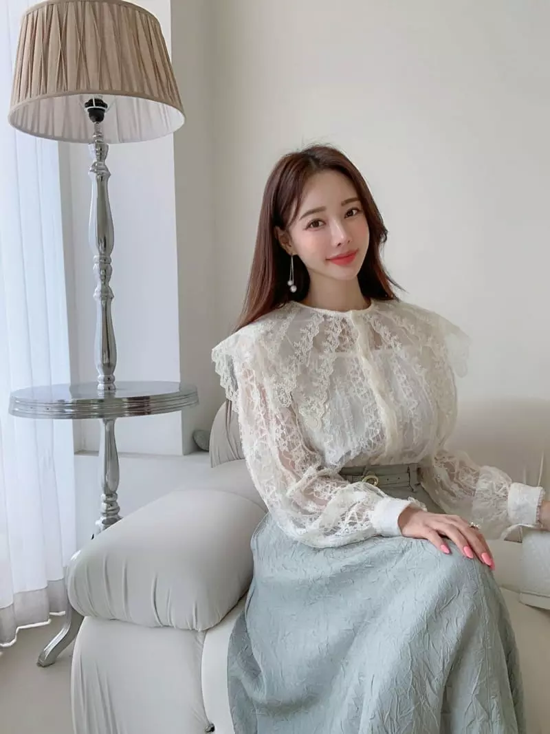 Vincent - Korean Women Fashion - #womensfashion - Alice Blouse - 3