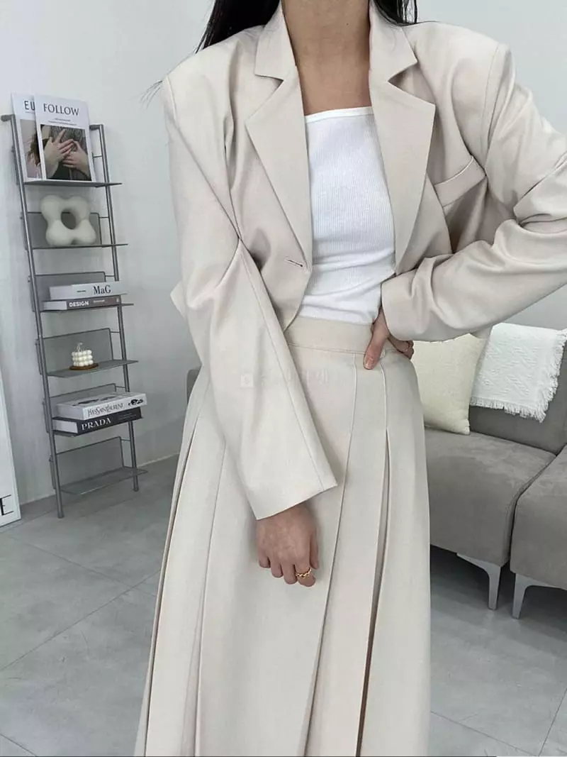 Winsome - Korean Women Fashion - #thelittlethings - Square Tee