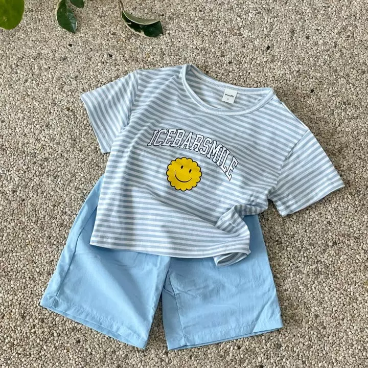 Woodie - Korean Children Fashion - #littlefashionista - Smile Top Bottom Set - 2
