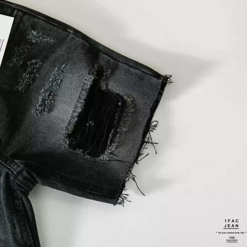 1 Fac - Korean Children Fashion - #childofig - Metal Black Vintage Shorts - 2