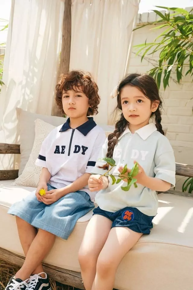 Aeeeday - Korean Children Fashion - #Kfashion4kids - Applique Zipper Collar Tee - 2
