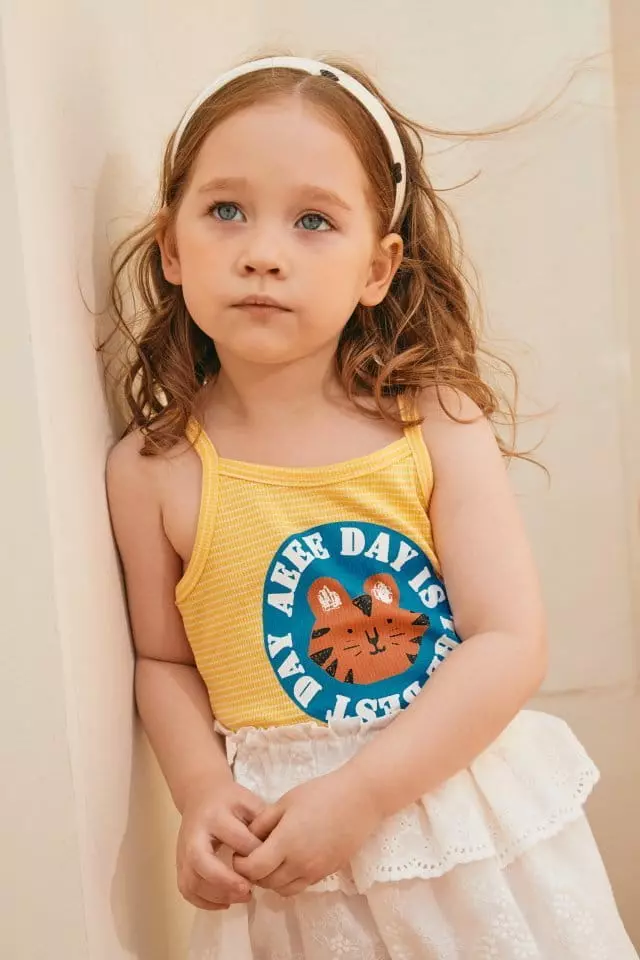 Aeeeday - Korean Children Fashion - #childofig - Tiger Stripes Sleeveless - 4