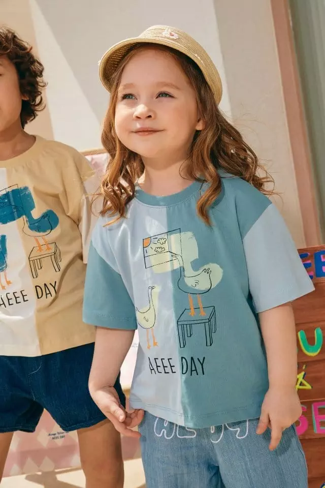 Aeeeday - Korean Children Fashion - #discoveringself - Half Color Tee - 3