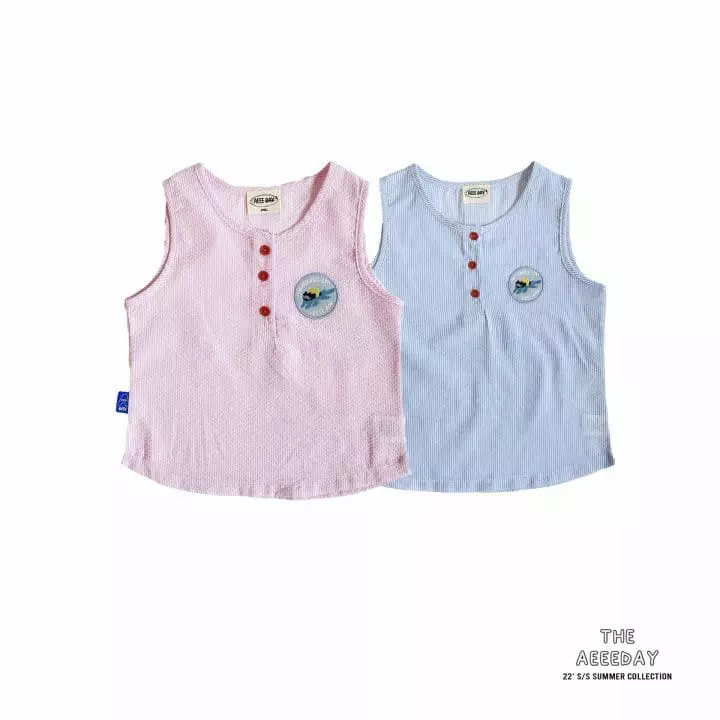 Aeeeday - Korean Children Fashion - #magicofchildhood - Swimming Cat Sleeveless