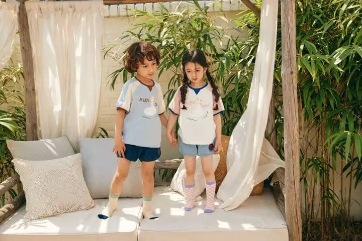 Aeeeday - Korean Children Fashion - #prettylittlegirls - Patch Denim Shorts - 7