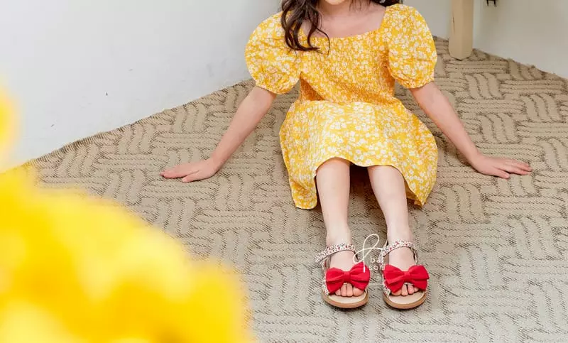 Babyzzam - Korean Children Fashion - #kidzfashiontrend - Flower Ribbon Sandals - 6