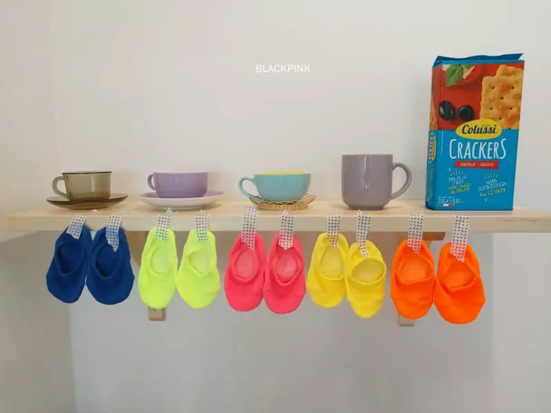Black Pink - Korean Children Fashion - #Kfashion4kids - Cool Neon Socks - 2