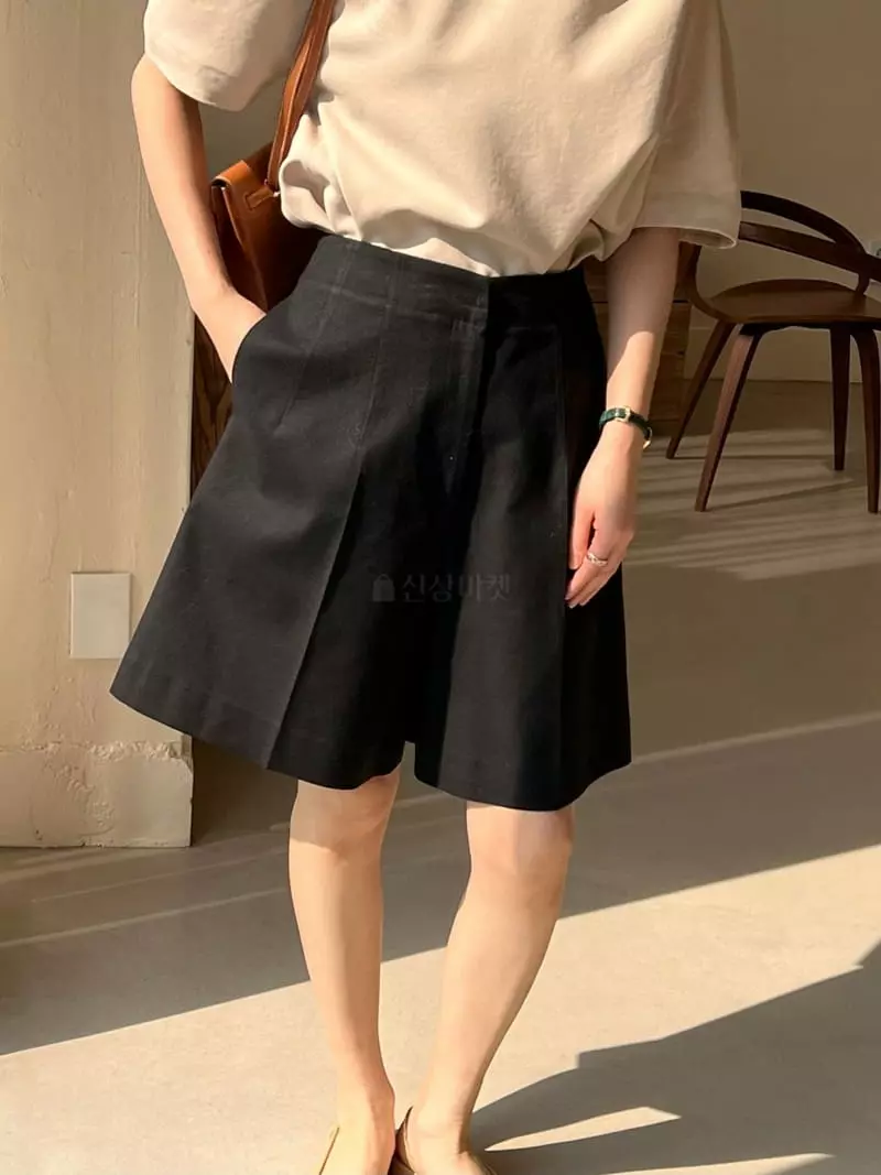 Bowen - Korean Women Fashion - #restrostyle - Waffle Linen Pants - 3