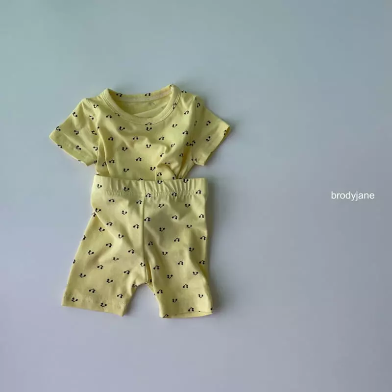 Brody Jane - Korean Baby Fashion - #babyoninstagram - Cherry Easywear