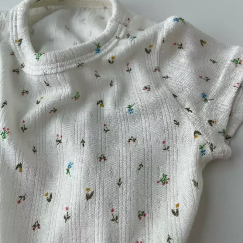 Brody Jane - Korean Children Fashion - #prettylittlegirls - Flower Eyelet Knit Short Sleeves Easywear - 8