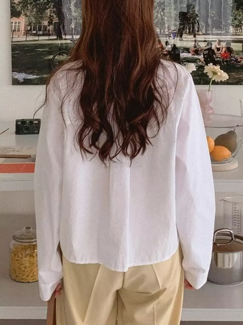 Chemi - Korean Women Fashion - #vintageinspired - Notin Bio Crop Simple Shirt - 3