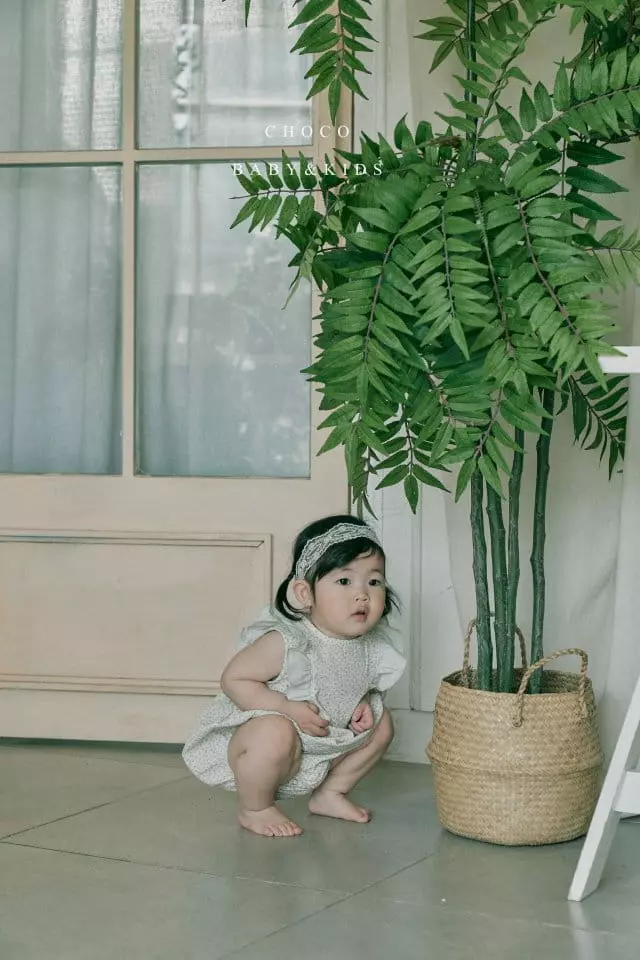 Choco bebe - Korean Baby Fashion - #babyfever - Burbena Frill Sleeveless Bodysuit - 4