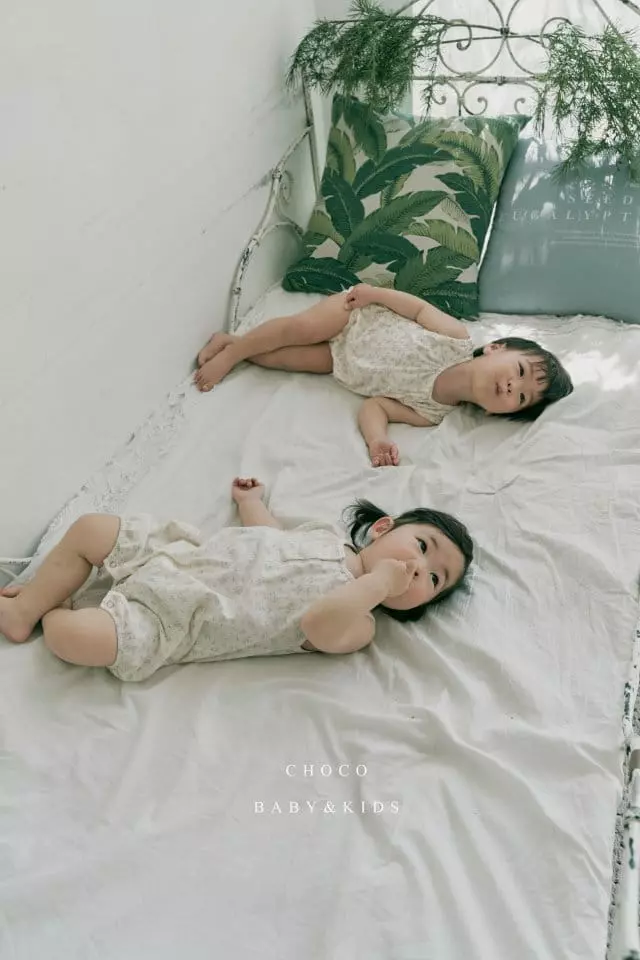 Choco bebe - Korean Baby Fashion - #babyoutfit - Leaf Button Shirring Bodysuit - 12