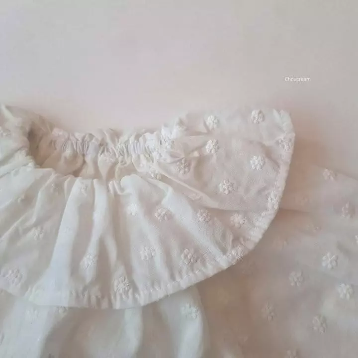 Choucream - Korean Baby Fashion - #babyootd - Flower Embroidery Frill Blouse - 4