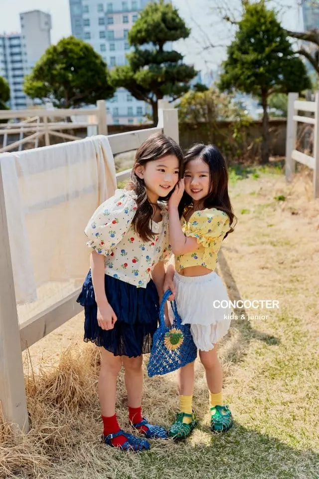 Concocter - Korean Children Fashion - #prettylittlegirls - Bean Button Blouse - 4