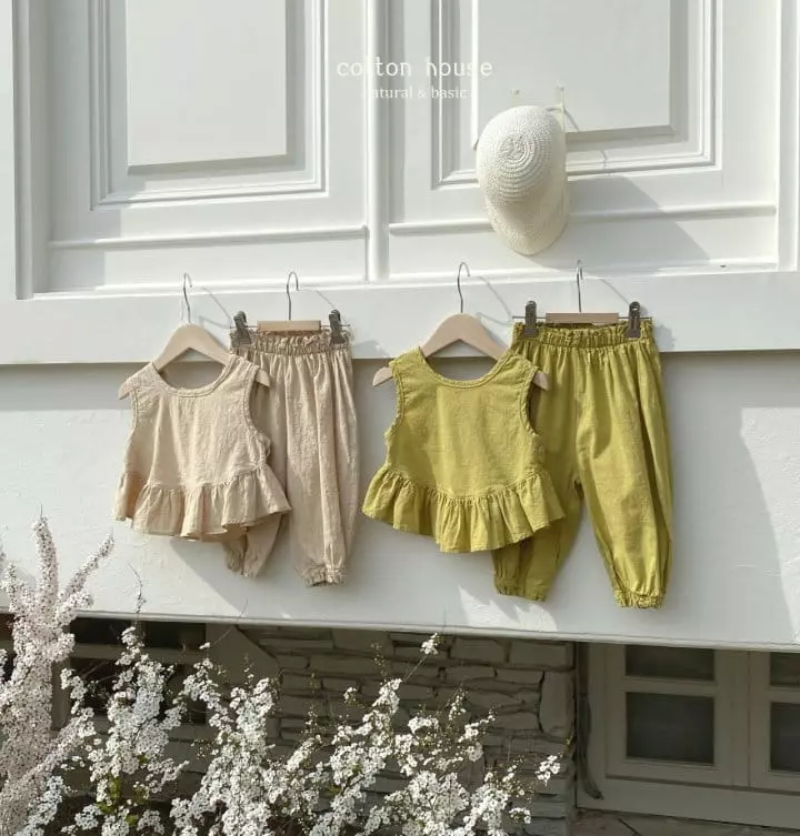 Cotton House - Korean Children Fashion - #childofig - Frill Sleeveless Top Bottom Set
