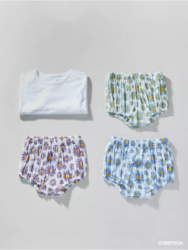 Creamcok - Korean Baby Fashion - #babywear - Bebe Flower Cooing Bloomer - 2