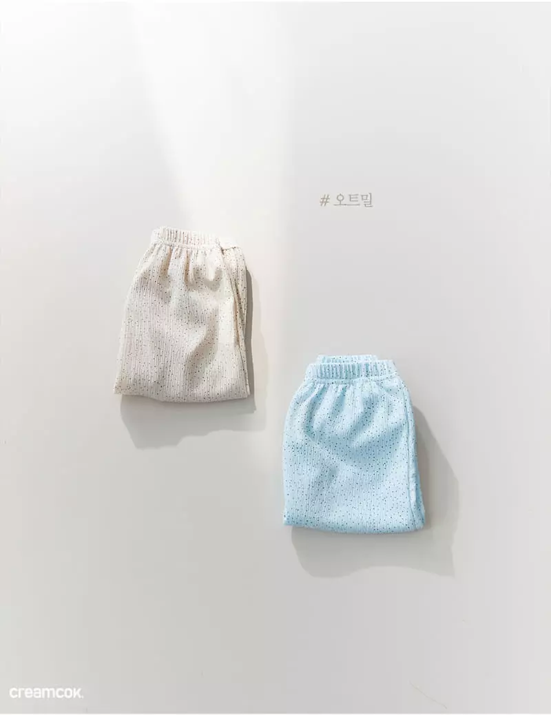 Creamcok - Korean Children Fashion - #kidzfashiontrend - Dot Cooling Capri Pants - 6