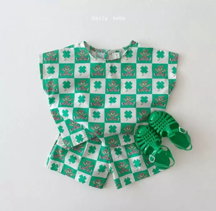 Daily Bebe - Korean Children Fashion - #Kfashion4kids - Clover Top Bottom Set - 2