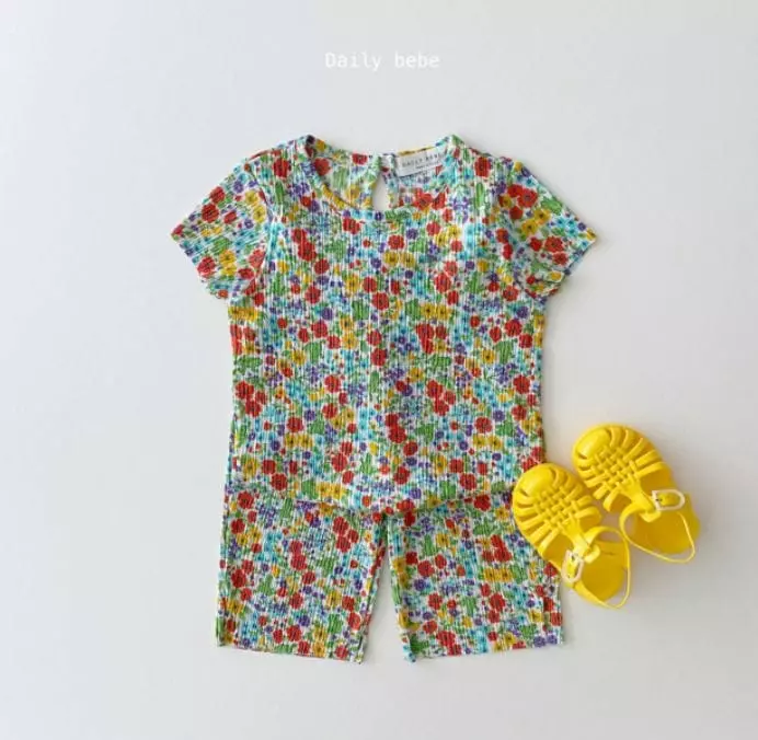 Daily Bebe - Korean Children Fashion - #childofig - Grandparent Pleats Top Bottom Set