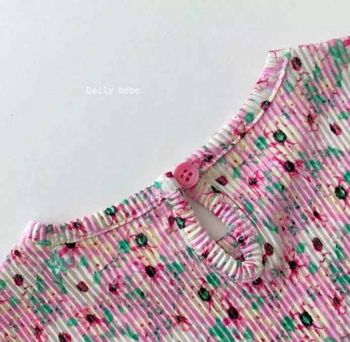Daily Bebe - Korean Children Fashion - #designkidswear - New Flower Pleats Top Bottom Set - 5