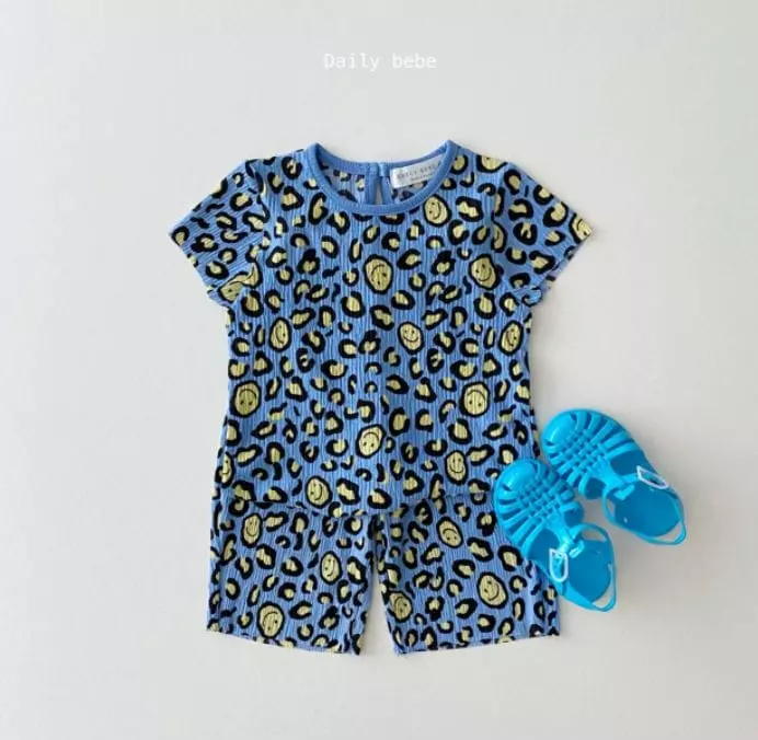 Daily Bebe - Korean Children Fashion - #discoveringself - Leopard Smile Pleats Top Bottom Set - 5