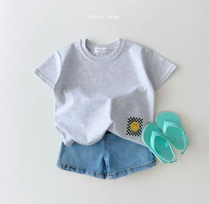 Daily Bebe - Korean Children Fashion - #littlefashionista - Smile Patch Tee - 7