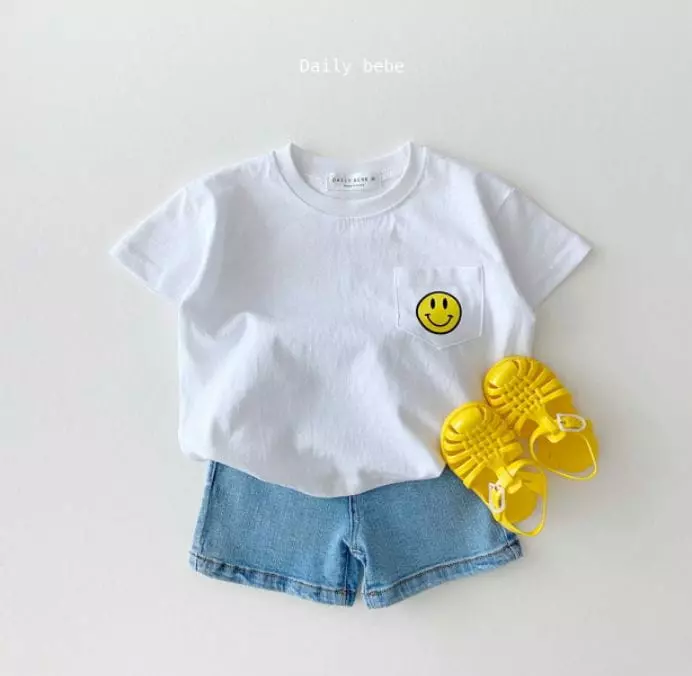 Daily Bebe - Korean Children Fashion - #minifashionista - Pocket Smile Tee - 5
