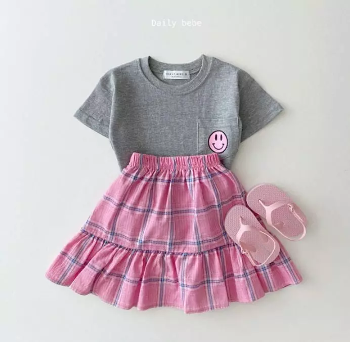 Daily Bebe - Korean Children Fashion - #stylishchildhood - Pocket Smile Tee - 9