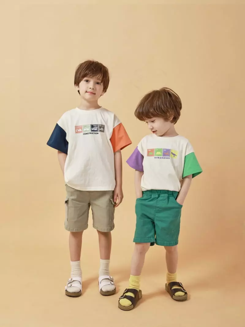 Fashion King - Korean Children Fashion - #prettylittlegirls - Square Dino Tee