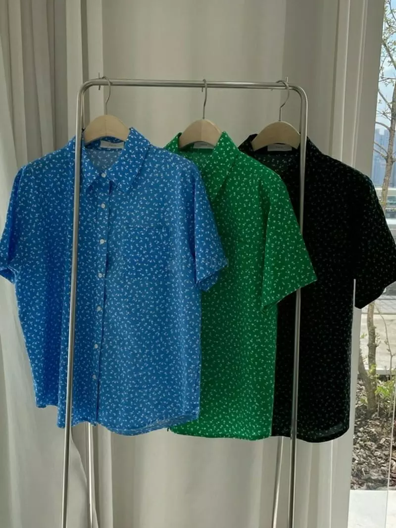 Fifty - Korean Women Fashion - #momslook - New Small Flower Blouse - 2