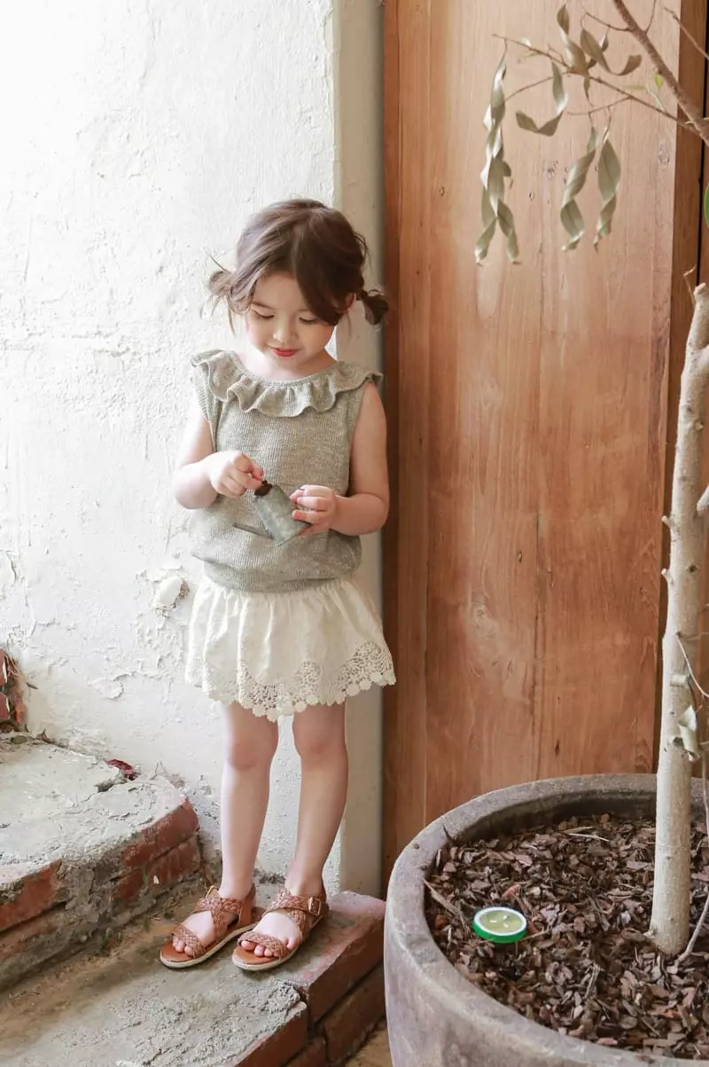 Flo - Korean Children Fashion - #toddlerclothing - Nicole Vest - 12