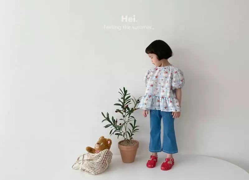 Hei - Korean Children Fashion - #littlefashionista - Flower Blouse
