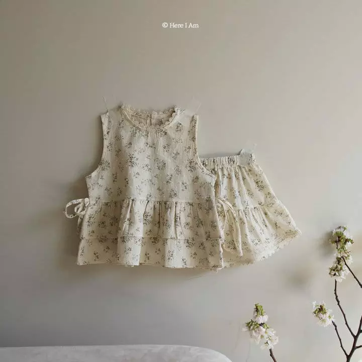Here I Am - Korean Children Fashion - #Kfashion4kids - Lev Frill Top Bottom Set - 7